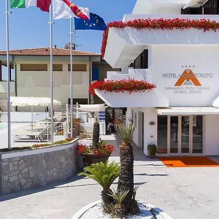 Hotel Montecristo 4*