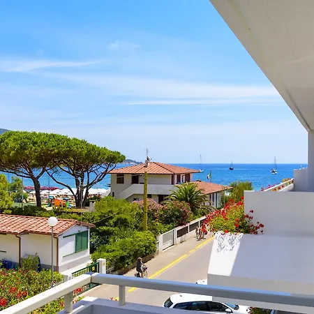 Hotel Montecristo 4*