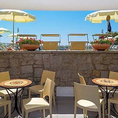 Hotel Montecristo 4*