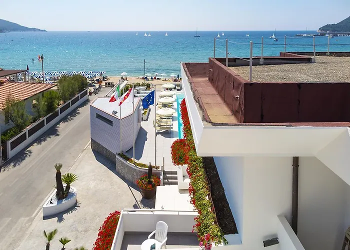 Hotel Montecristo 4*